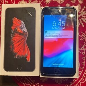 iPhone 6s Plus Space Gray  iPhone with vibrant display and large size